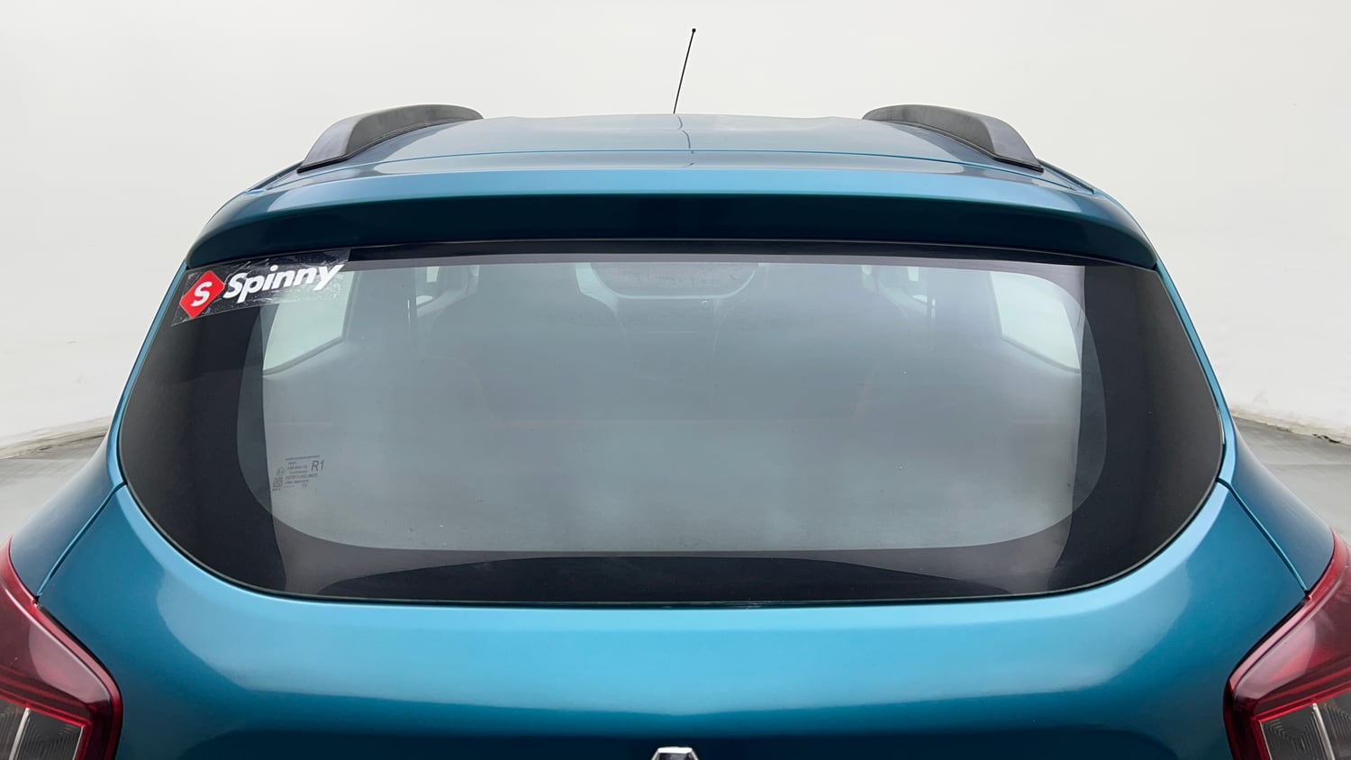 Used 2022 Renault Kwid RXT 1.0 AMT (O) Petrol Automatic exterior BACK WINDSHIELD VIEW