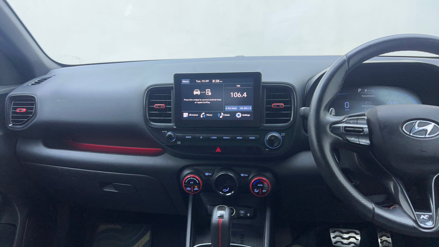 Used 2022 Hyundai Venue N-Line N6 DCT Dual Tone Petrol Automatic interior MUSIC SYSTEM & AC CONTROL VIEW