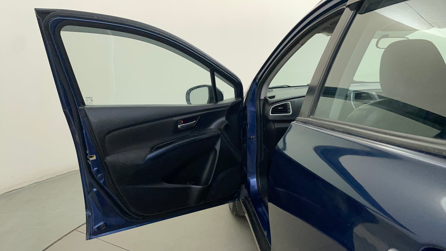 Used 2018 Maruti Suzuki S-Cross Zeta 1.3 Diesel Manual interior LEFT FRONT DOOR OPEN VIEW