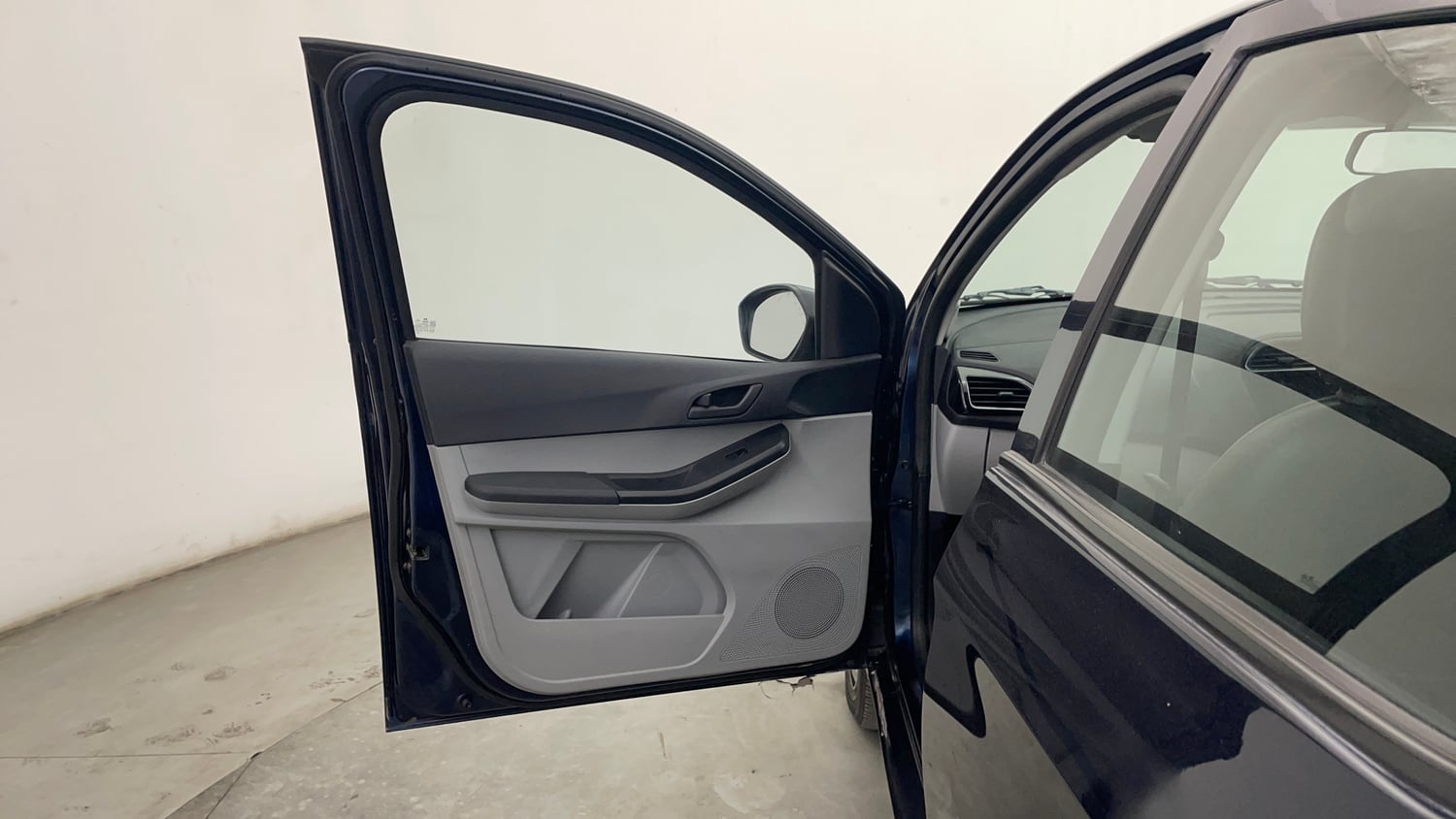 Used 2021 Tata Tiago XT Petrol Manual interior LEFT FRONT DOOR OPEN VIEW