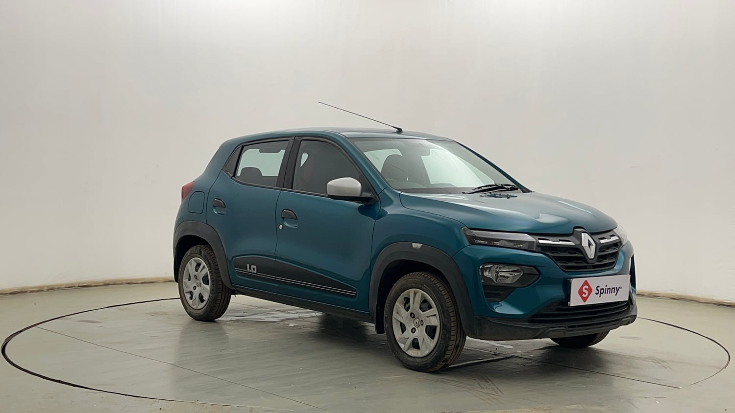 Used 2022 Renault Kwid RXT 1.0 AMT Petrol Automatic exterior RIGHT FRONT CORNER VIEW