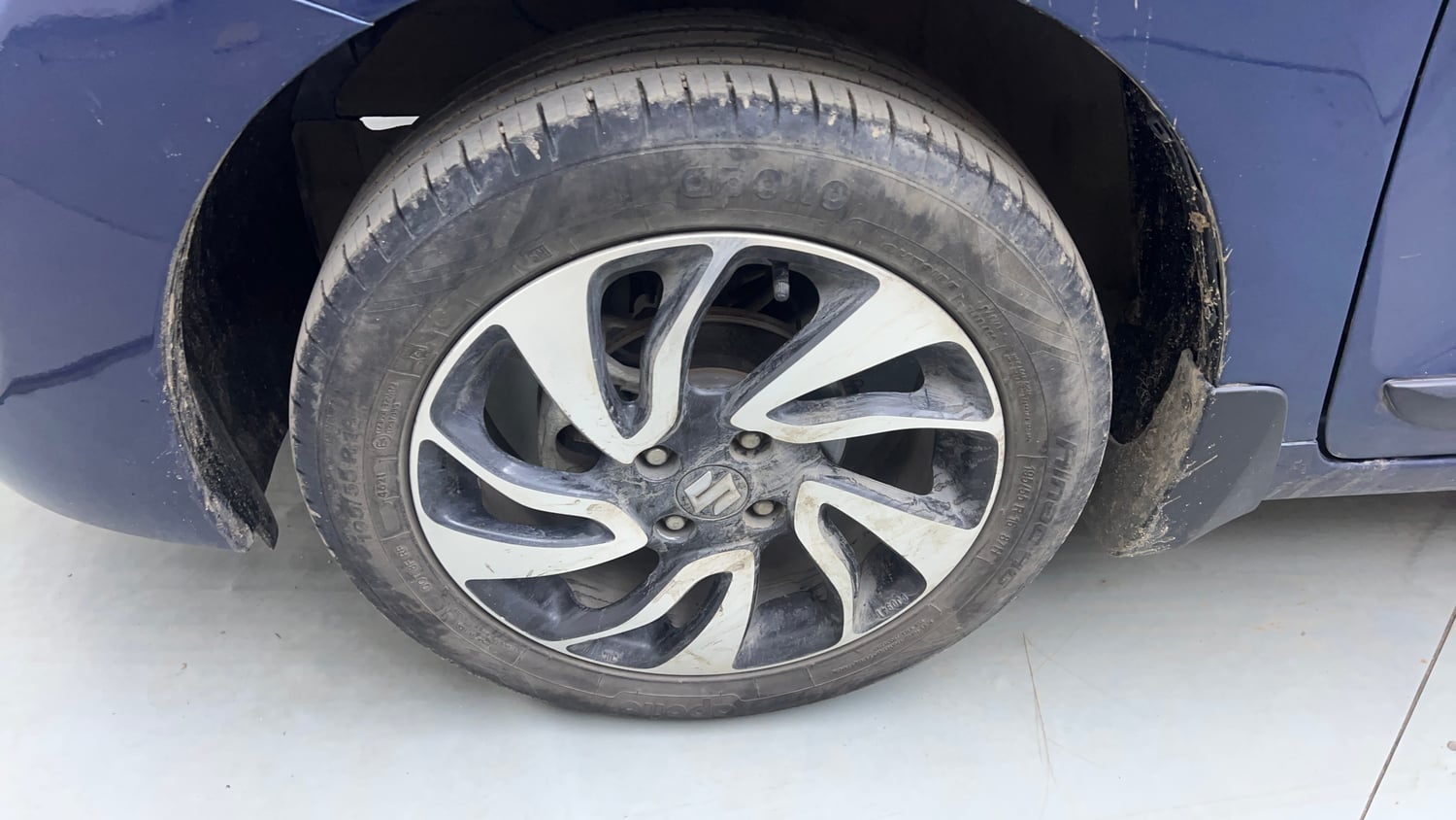 Used 2022 Maruti Suzuki Baleno Zeta Petrol Manual tyres LEFT FRONT TYRE RIM VIEW
