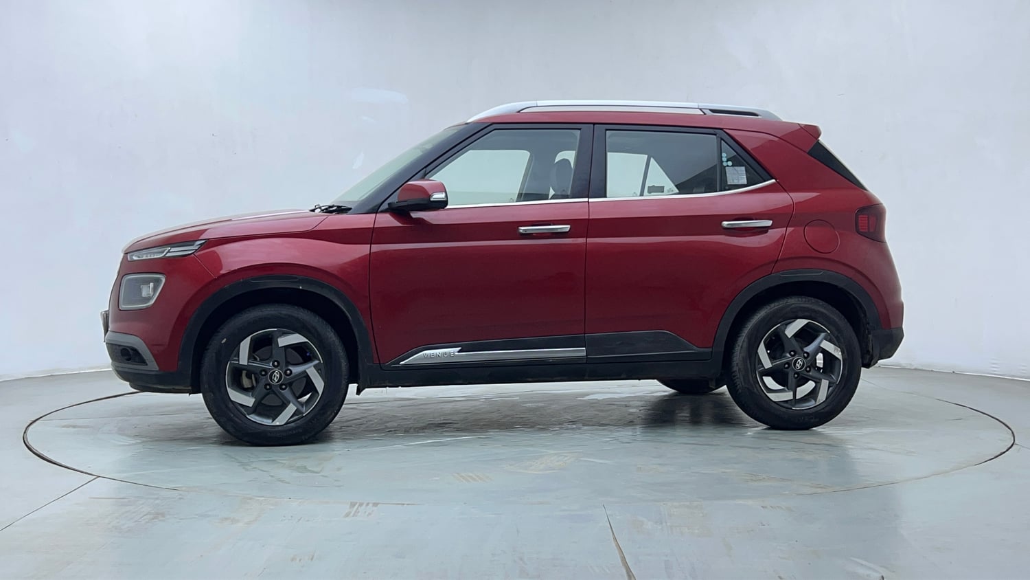 Used 2019 Hyundai Venue SX Plus 1.0 Turbo DCT Petrol Automatic exterior LEFT SIDE VIEW