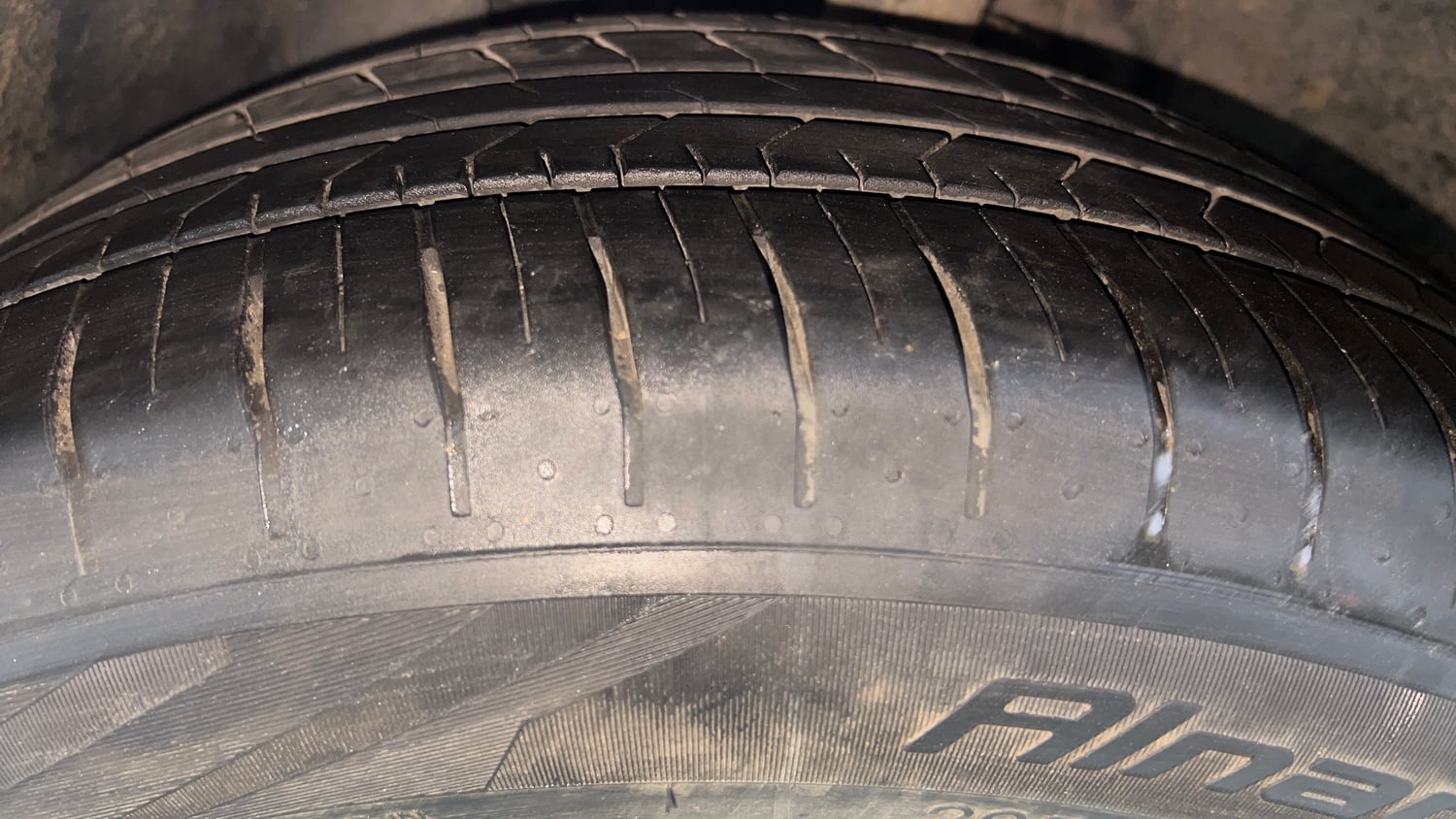 Used 2019 Ford EcoSport S Petrol Petrol Manual tyres LEFT FRONT TYRE TREAD VIEW