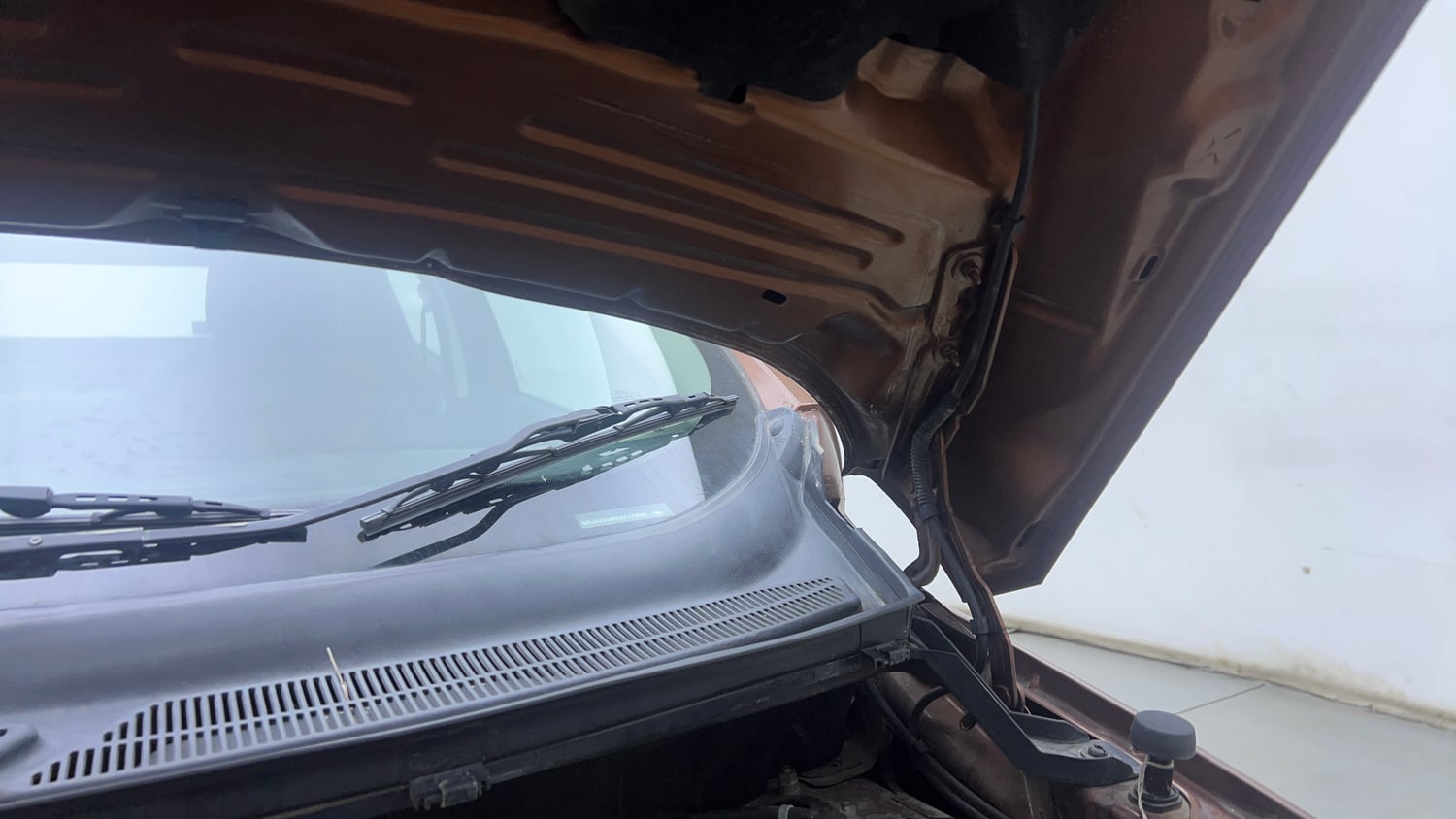 Used 2020 Ford EcoSport Thunder Edition Diesel Diesel Manual engine ENGINE LEFT SIDE HINGE & APRON VIEW