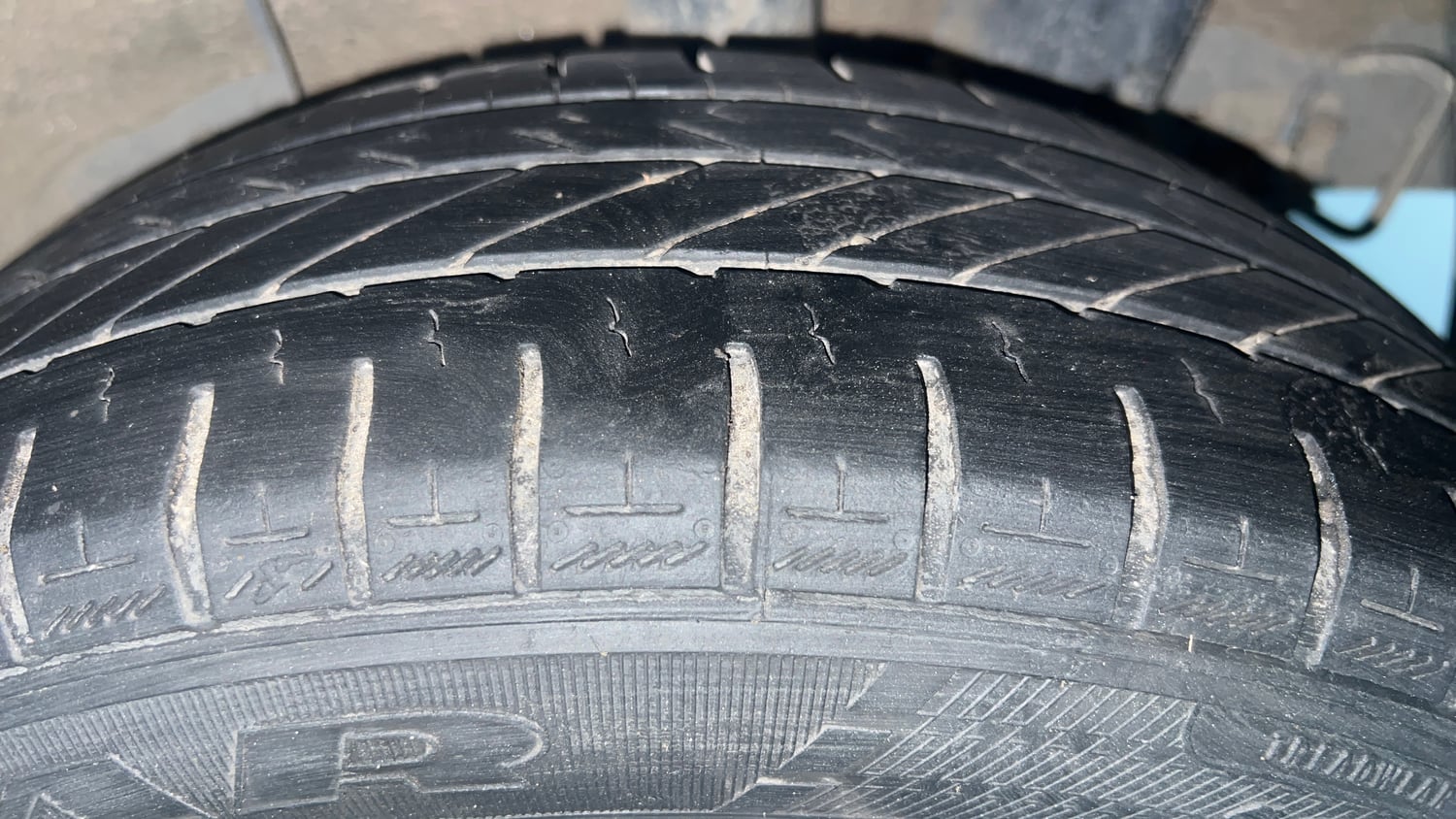 Used 2019 Hyundai Grand i10 Sportz 1.2 Kappa VTVT Petrol Manual tyres LEFT REAR TYRE TREAD VIEW