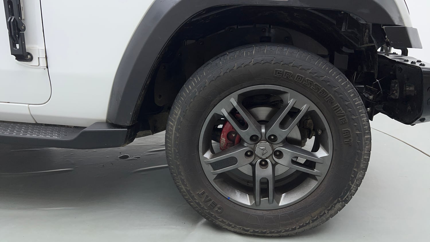 Used 2023 Mahindra Thar LX Hard Top Petrol AT RWD Petrol Automatic tyres RIGHT FRONT TYRE RIM VIEW