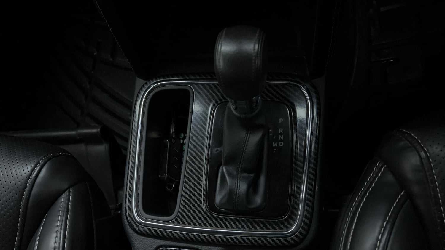 Used 2023 Mahindra Thar LX Hard Top Petrol AT RWD Petrol Automatic interior GEAR  KNOB VIEW