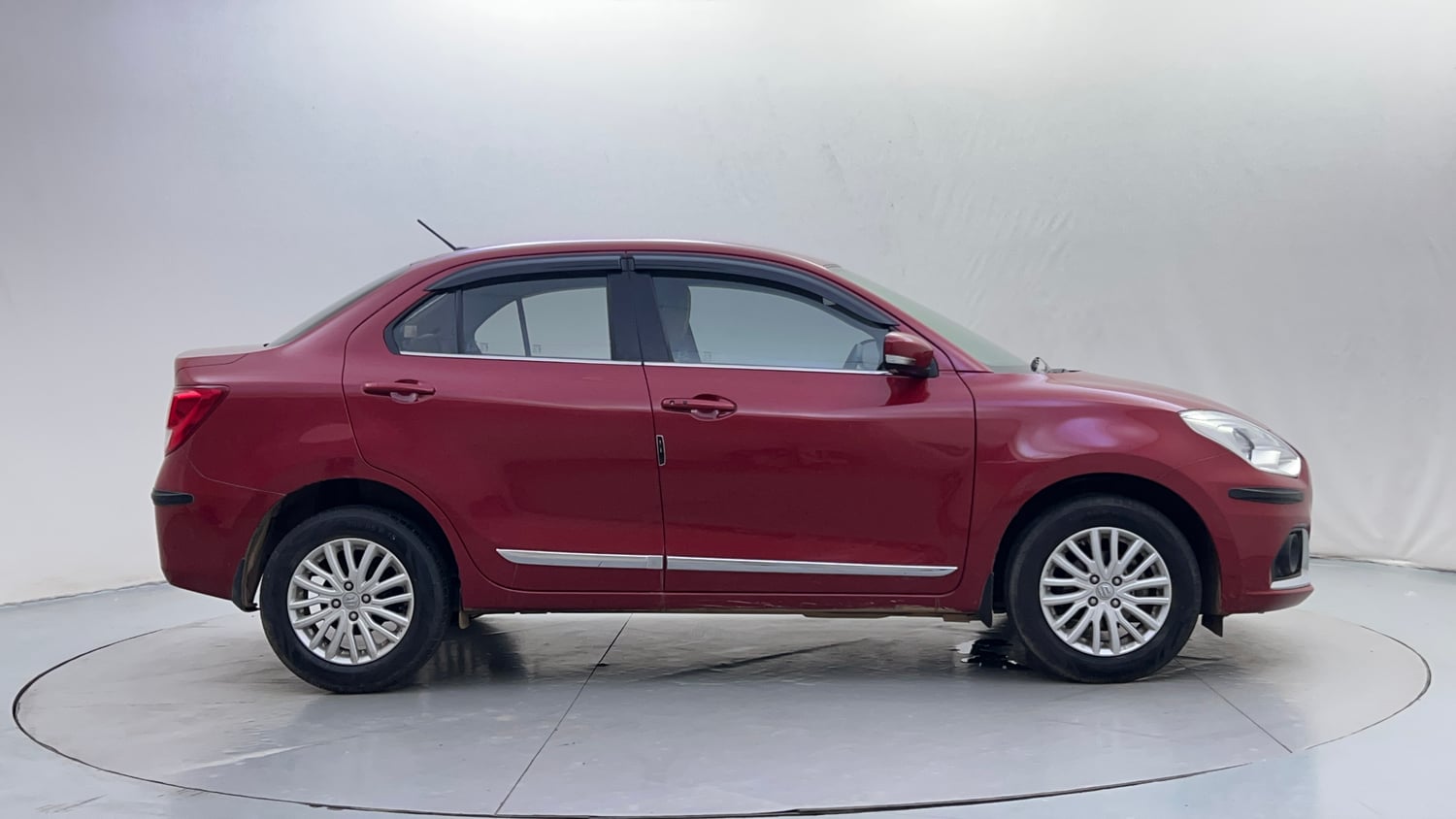 Used 2022 Maruti Suzuki Dzire ZXi AGS Petrol Automatic exterior RIGHT SIDE VIEW