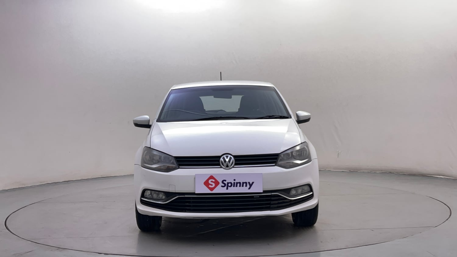 Used 2018 Volkswagen Polo Comfortline 1.0L (P) Petrol Manual exterior FRONT VIEW