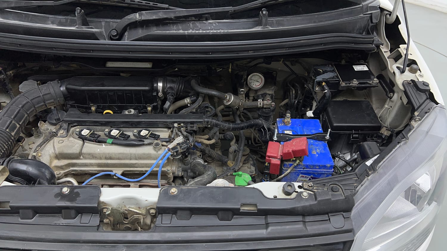 Used 2021 Maruti Suzuki Wagon R LXi (O) 1.0 CNG Cng Manual engine ENGINE LEFT SIDE VIEW