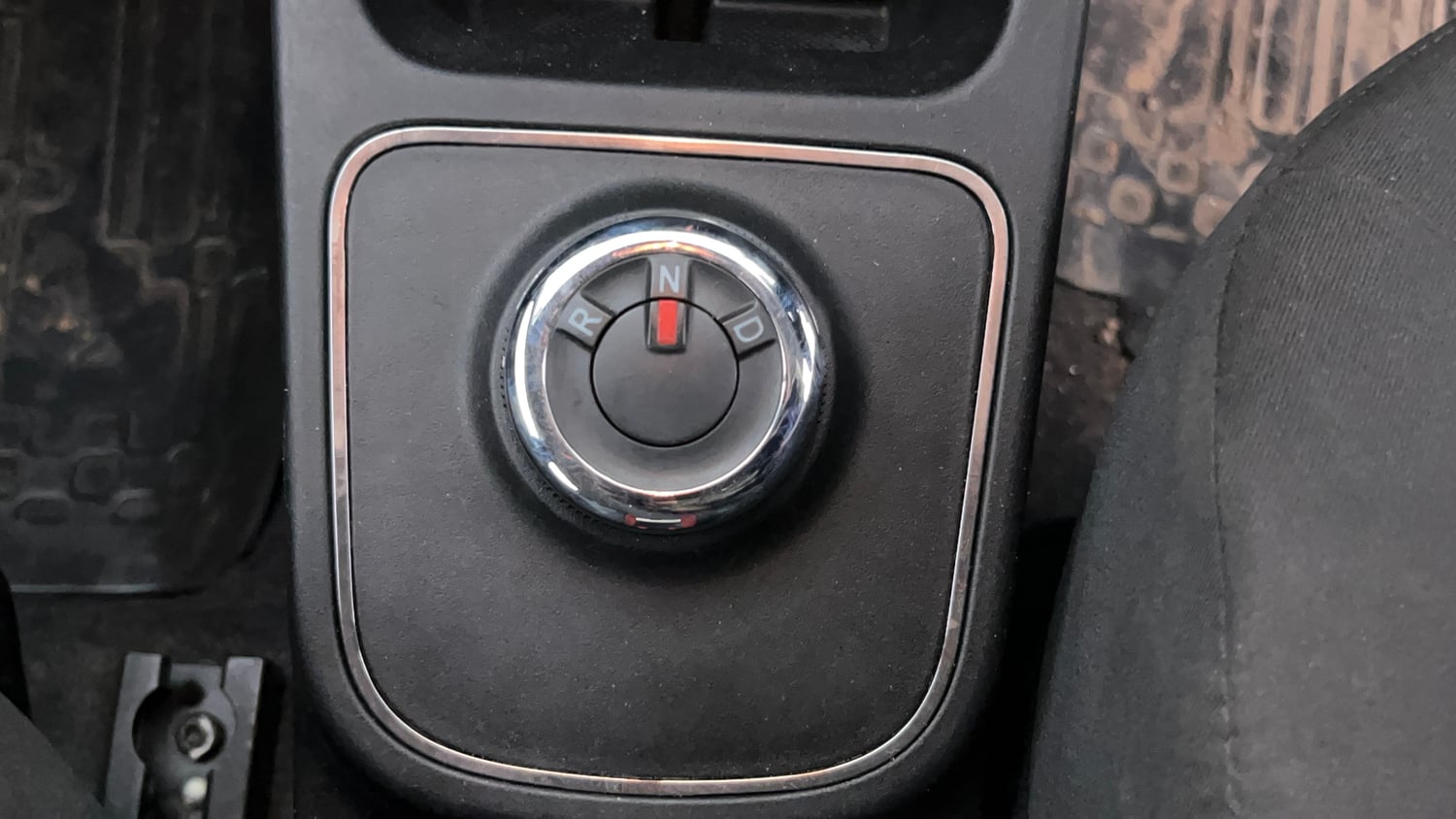 Used 2022 Renault Kwid RXT 1.0 AMT Petrol Automatic interior GEAR  KNOB VIEW