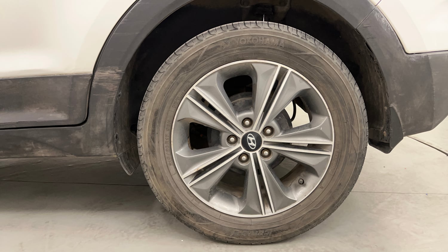 Used 2018 Hyundai Creta SX Plus 1.6 AT CRDI Diesel Automatic tyres LEFT REAR TYRE RIM VIEW
