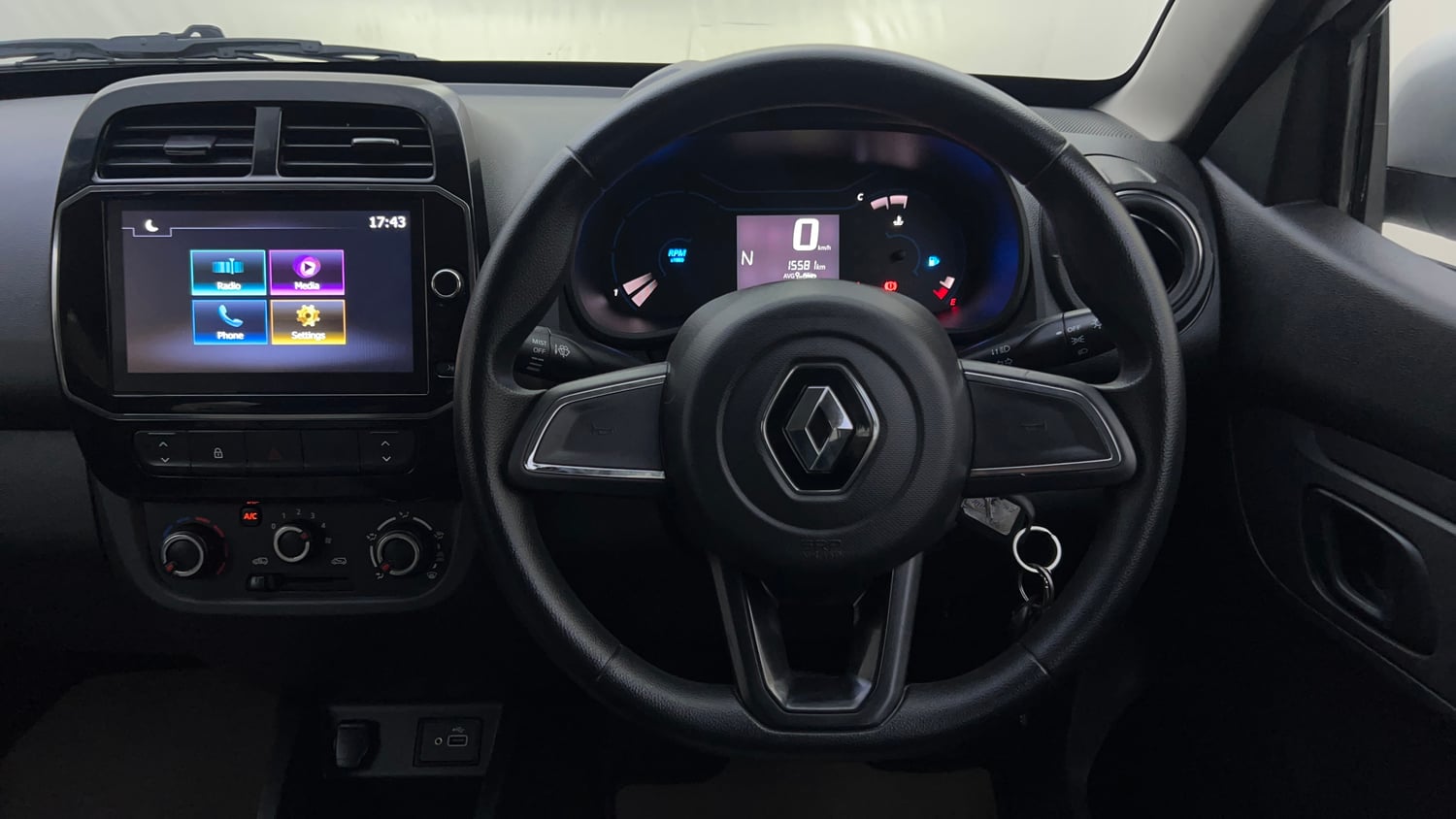 Used 2022 Renault Kwid RXT 1.0 AMT Petrol Automatic interior STEERING VIEW