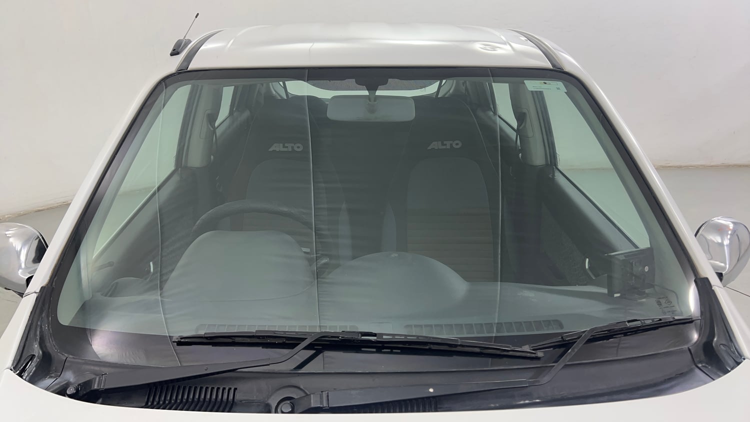 Used 2016 Maruti Suzuki Alto 800 VXi Petrol Manual exterior FRONT WINDSHIELD VIEW