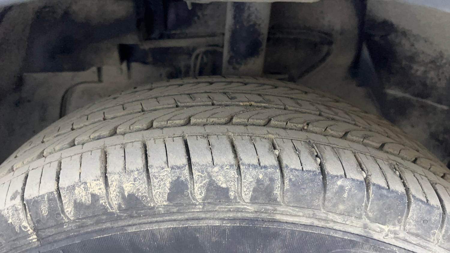 Used 2022 Tata Nexon XMA Petrol Automatic tyres LEFT FRONT TYRE TREAD VIEW