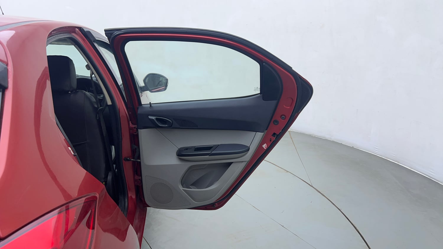 Used 2019 Tata Tiago Revotron XZ w/o Alloy Petrol Manual interior RIGHT REAR DOOR OPEN VIEW