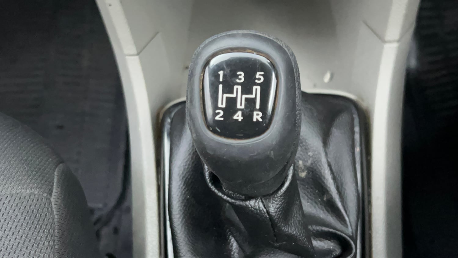 Used 2019 Tata Tiago Revotron XZ Plus Petrol Manual interior GEAR  KNOB VIEW