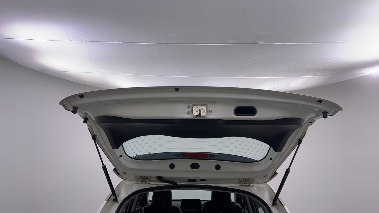 Used 2024 Maruti Suzuki Grand Vitara Delta CNG Cng Manual interior DICKY DOOR OPEN VIEW