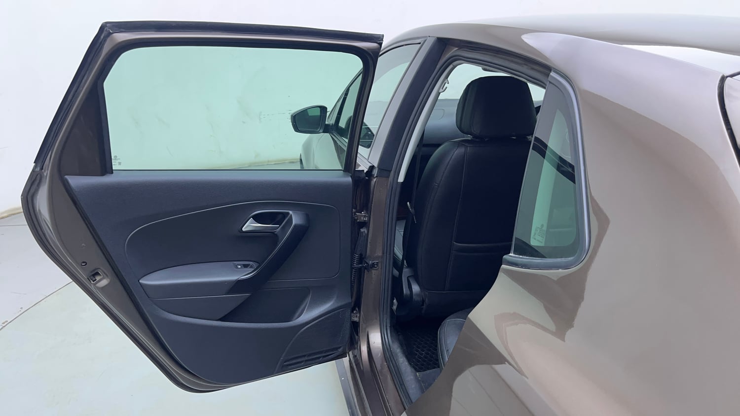 Used 2021 Volkswagen Polo Highline Plus 1.0L TSI Petrol Manual interior LEFT REAR DOOR OPEN VIEW