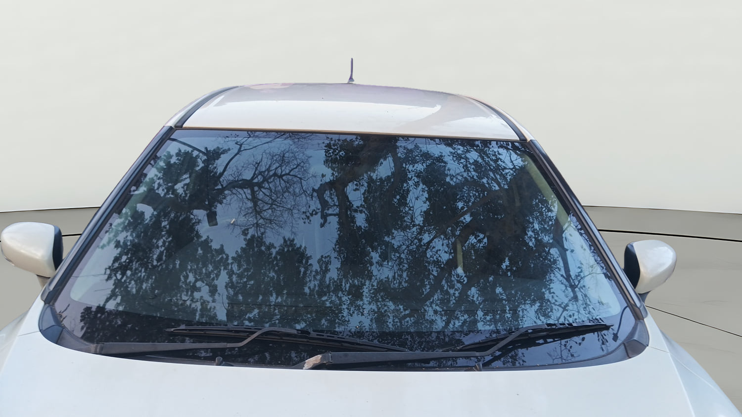 Used 2017 Maruti Suzuki Baleno Delta 1.2 Petrol Manual exterior FRONT WINDSHIELD VIEW