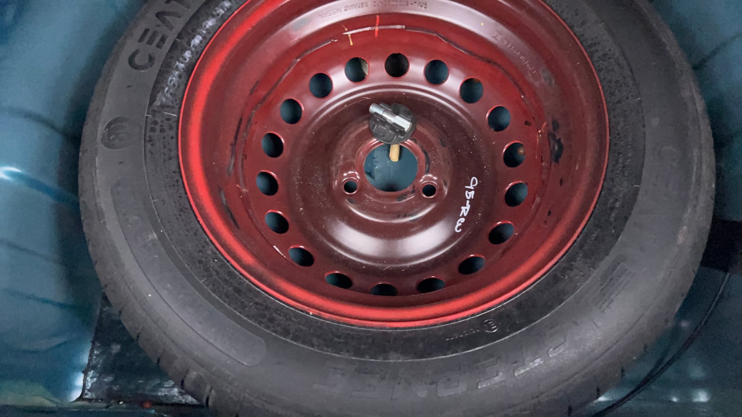 Used 2022 Renault Kwid RXT 1.0 AMT Petrol Automatic tyres SPARE TYRE VIEW