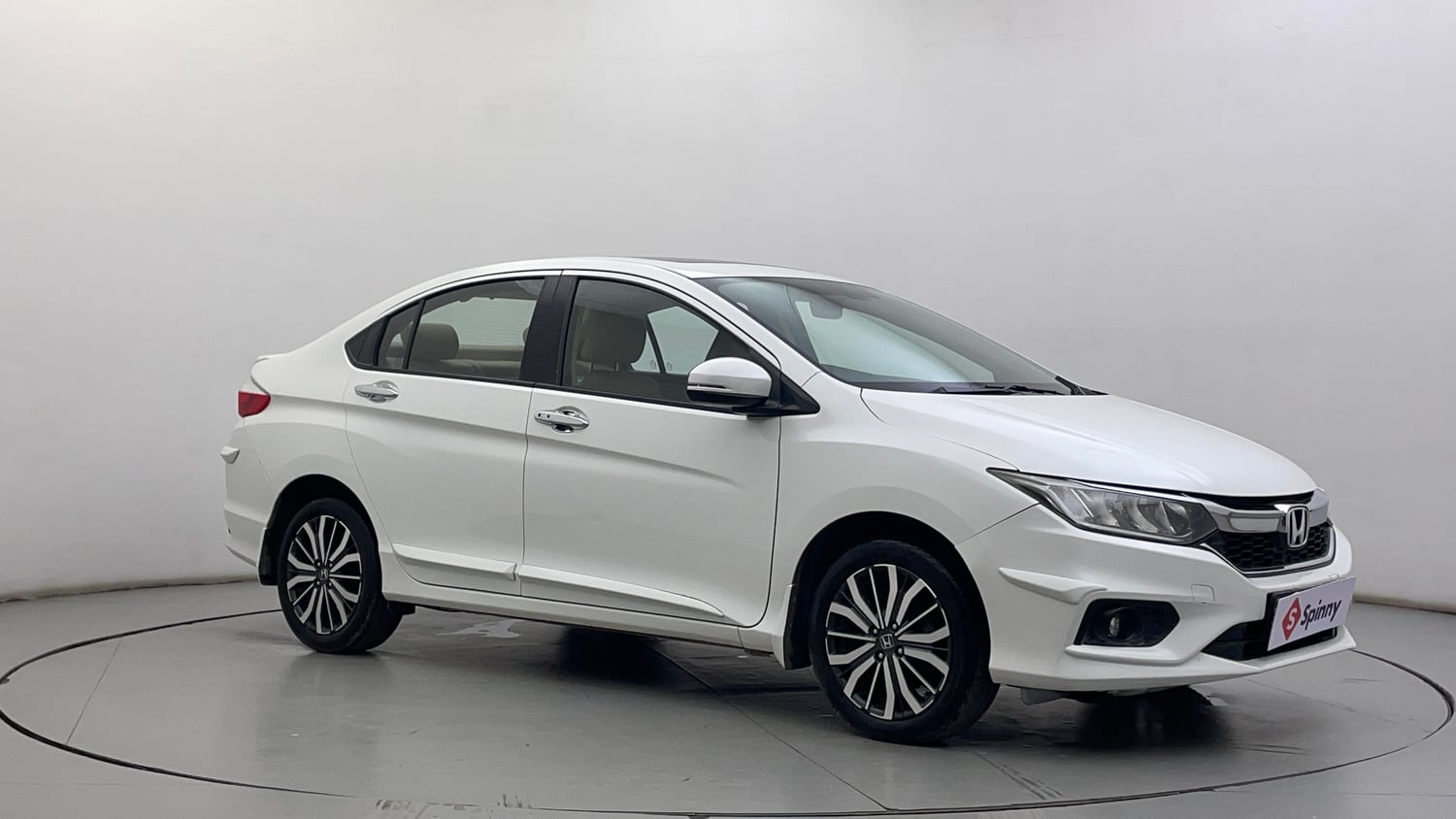 Used 2019 Honda City ZX Petrol Petrol Manual exterior RIGHT FRONT CORNER VIEW