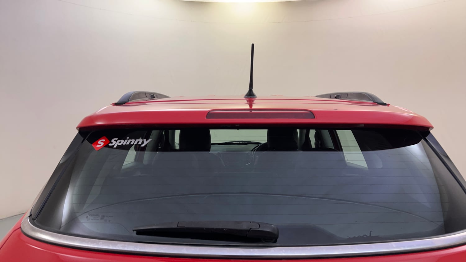 Used 2018 Jeep Compass Sport 2.0 Diesel Diesel Manual top_features Rear wiper