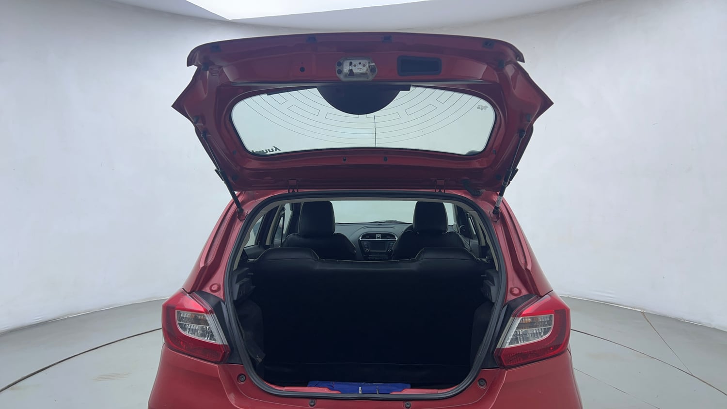 Used 2019 Tata Tiago Revotron XZ w/o Alloy Petrol Manual interior DICKY DOOR OPEN VIEW