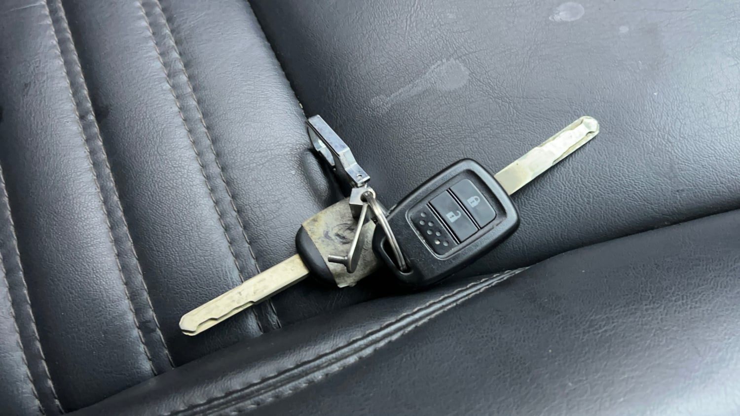 Used 2016 Honda Jazz V Petrol Petrol Manual extra CAR KEY VIEW