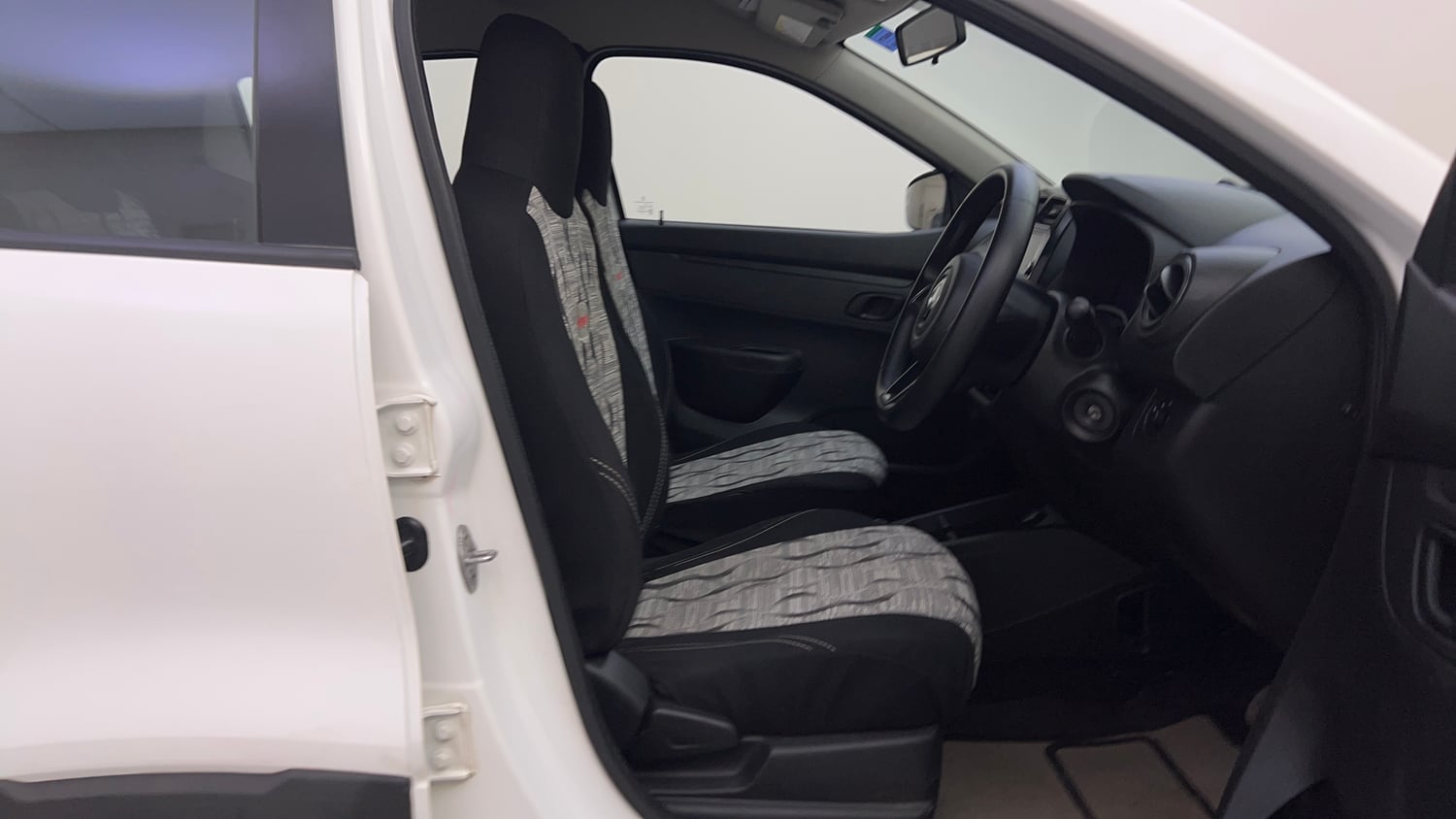 Used 2022 Renault Kwid RXT 1.0 AMT Petrol Automatic interior RIGHT SIDE FRONT DOOR CABIN VIEW