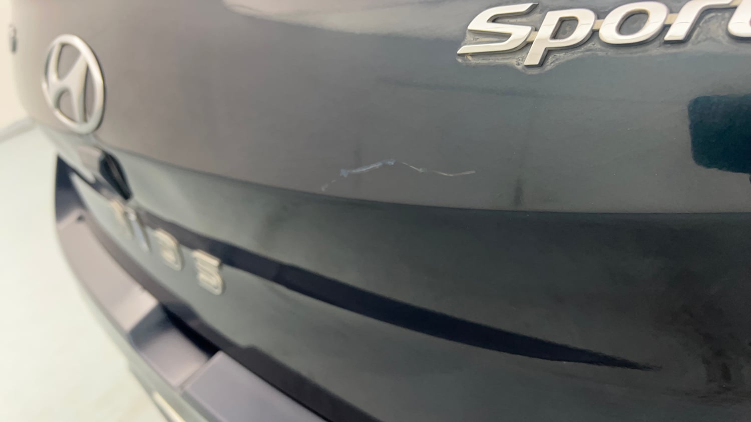 Used 2021 Hyundai Grand i10 Nios Sportz 1.2 Kappa VTVT CNG Cng Manual dents MINOR SCRATCH