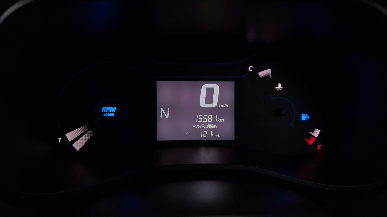 Used 2022 Renault Kwid RXT 1.0 AMT Petrol Automatic interior CLUSTERMETER VIEW