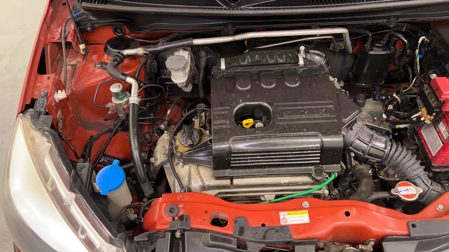 Used 2016 Maruti Suzuki Celerio ZXi AMT Petrol Automatic engine ENGINE RIGHT SIDE VIEW