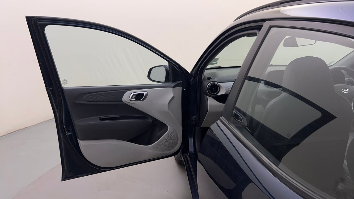 Used 2021 Hyundai Grand i10 Nios Sportz AMT 1.2 Kappa VTVT Petrol Automatic interior LEFT FRONT DOOR OPEN VIEW