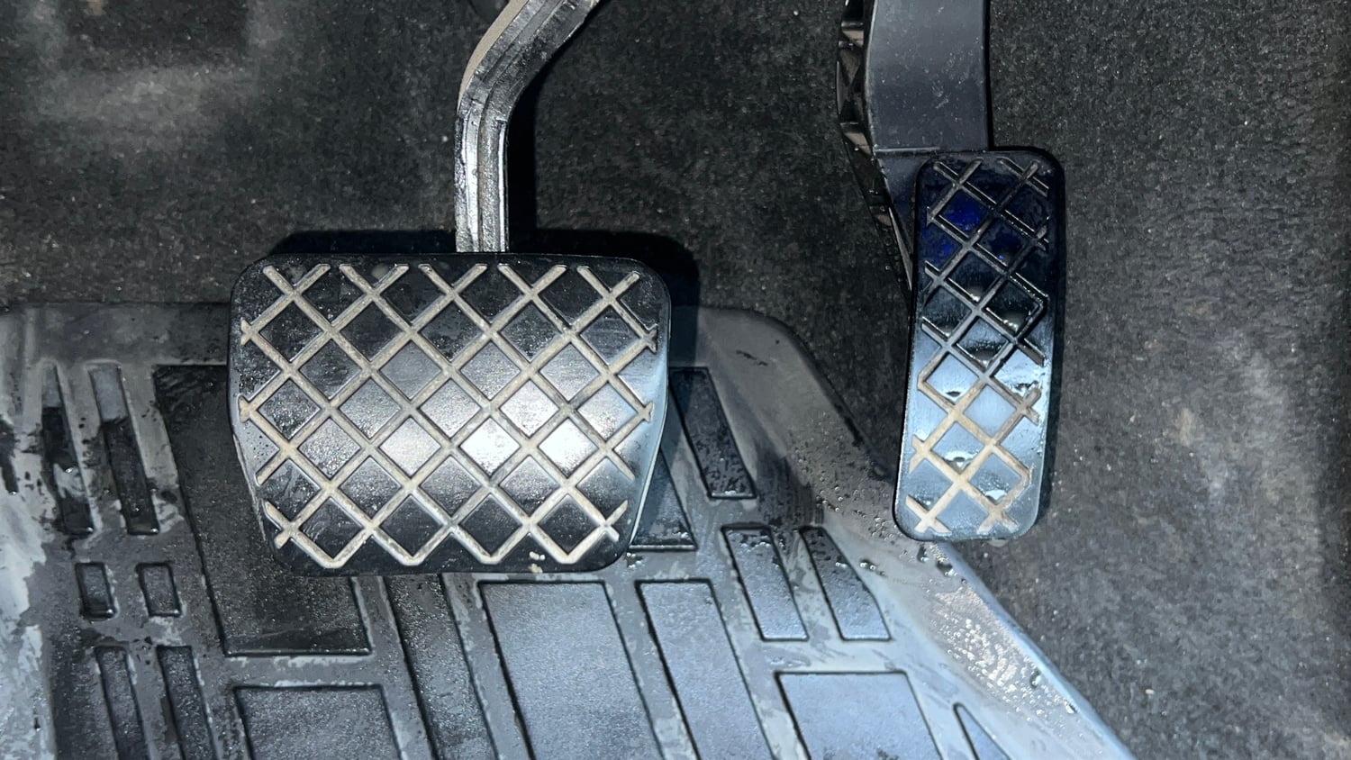 Used 2022 Skoda Slavia Style 1.5L TSI DSG Petrol Automatic interior PEDALS VIEW