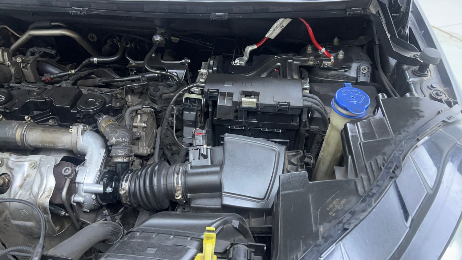 Used 2020 Ford EcoSport Titanium 1.5L TDCi Diesel Manual engine ENGINE LEFT SIDE VIEW