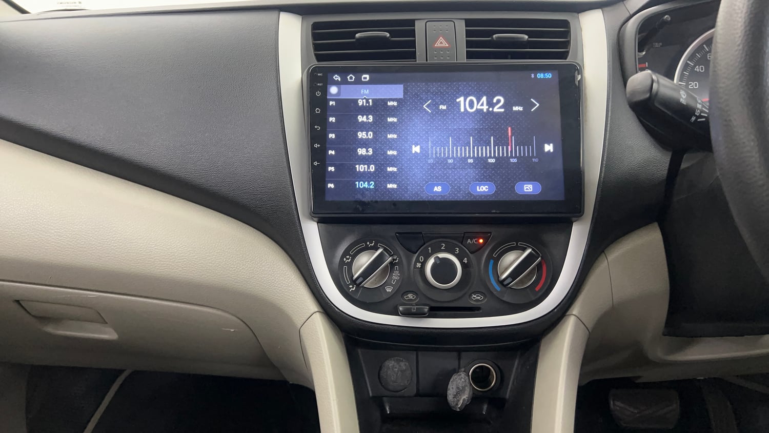 Used 2015 Maruti Suzuki Celerio VXi AMT Petrol Automatic interior MUSIC SYSTEM & AC CONTROL VIEW