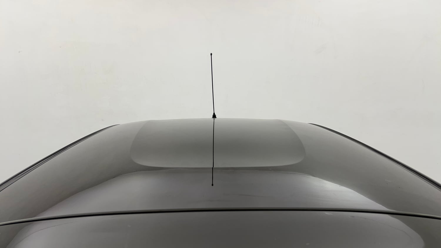 Used 2024 Renault Kwid RXT 1.0L Petrol Manual exterior EXTERIOR ROOF VIEW