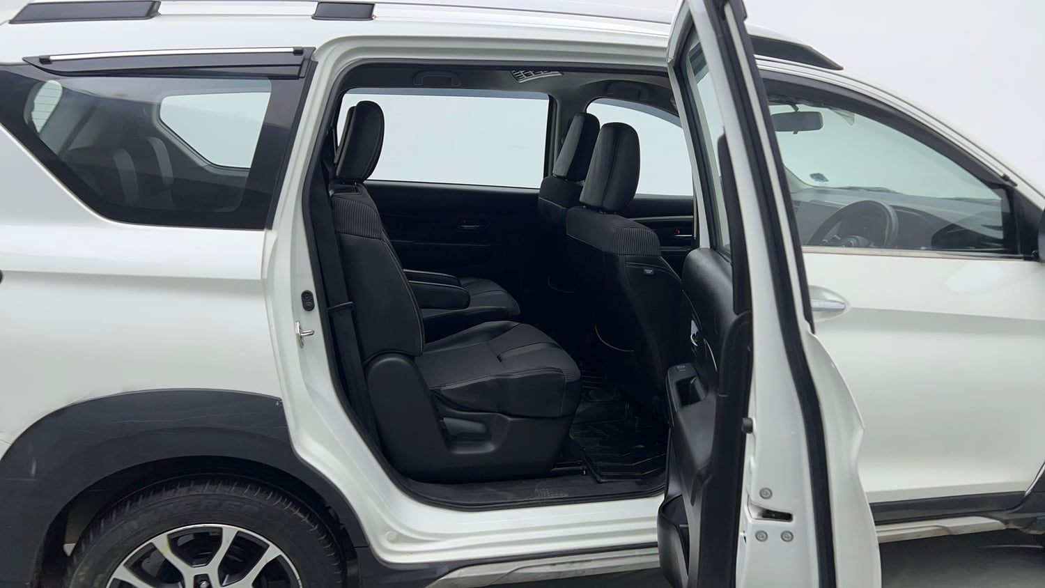 Used 2024 Maruti Suzuki XL6 Zeta MT CNG Cng Manual interior RIGHT SIDE REAR DOOR CABIN VIEW