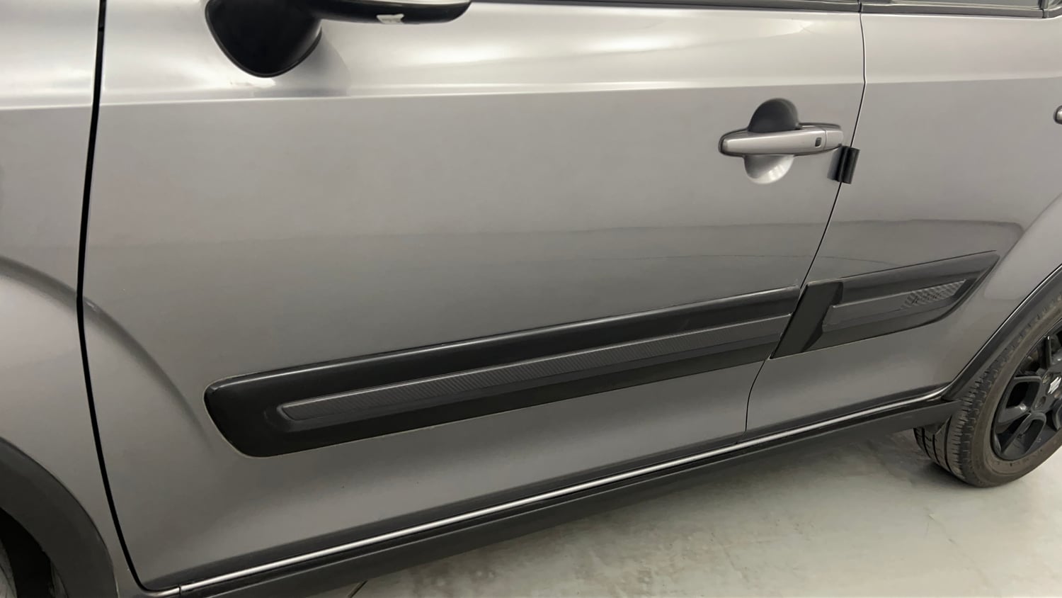 Used 2021 Maruti Suzuki Ignis Zeta 1.2 AMT Petrol Automatic dents MINOR SCRATCH