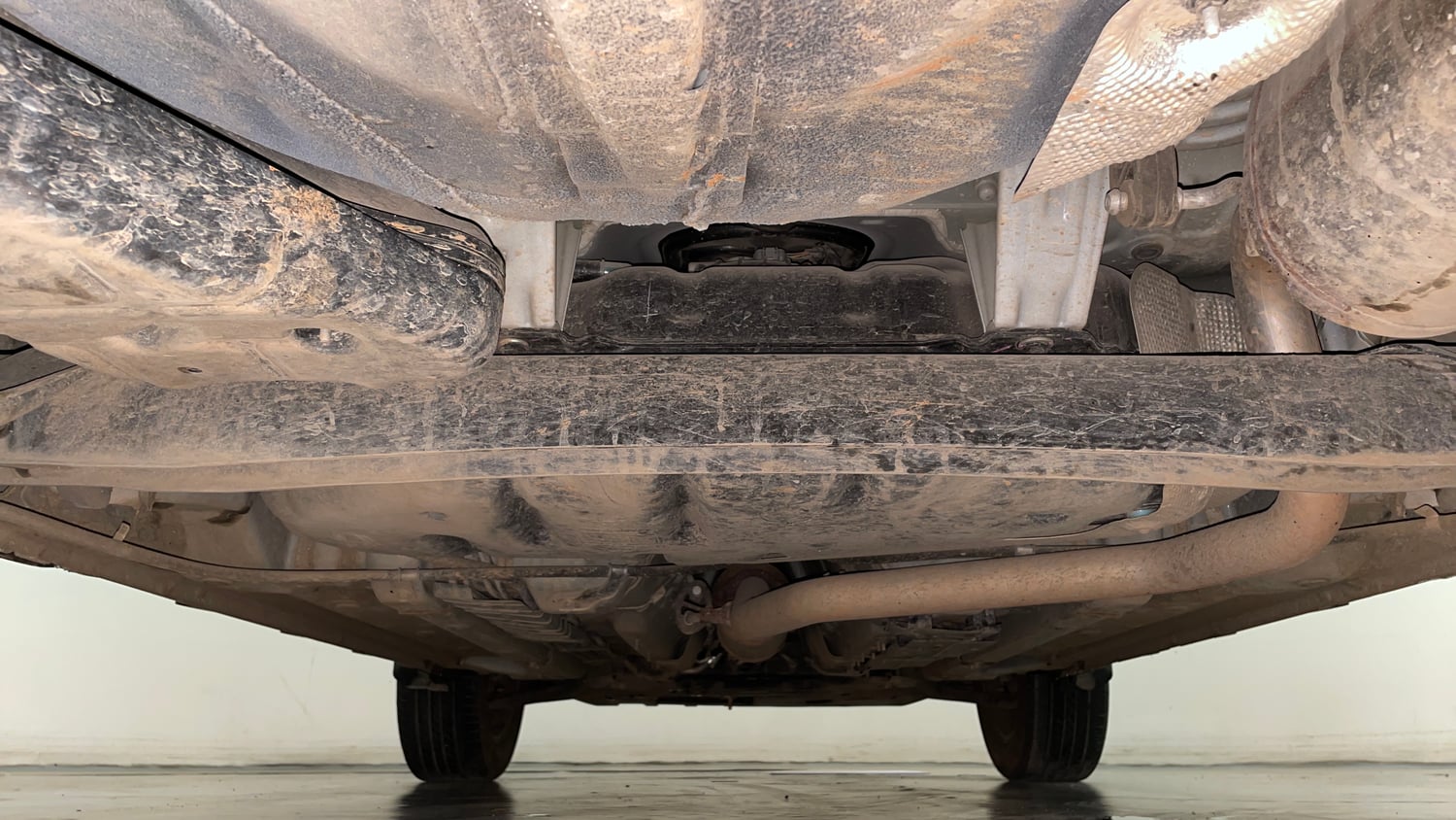 Used 2023 Hyundai Venue SX 1.5 CRDi Diesel Manual extra REAR UNDERBODY VIEW (TAKEN FROM REAR)