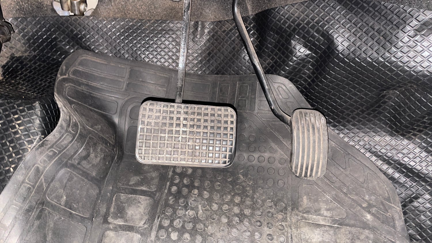 Used 2017 Tata Tiago Revotron XZA Petrol Automatic interior PEDALS VIEW