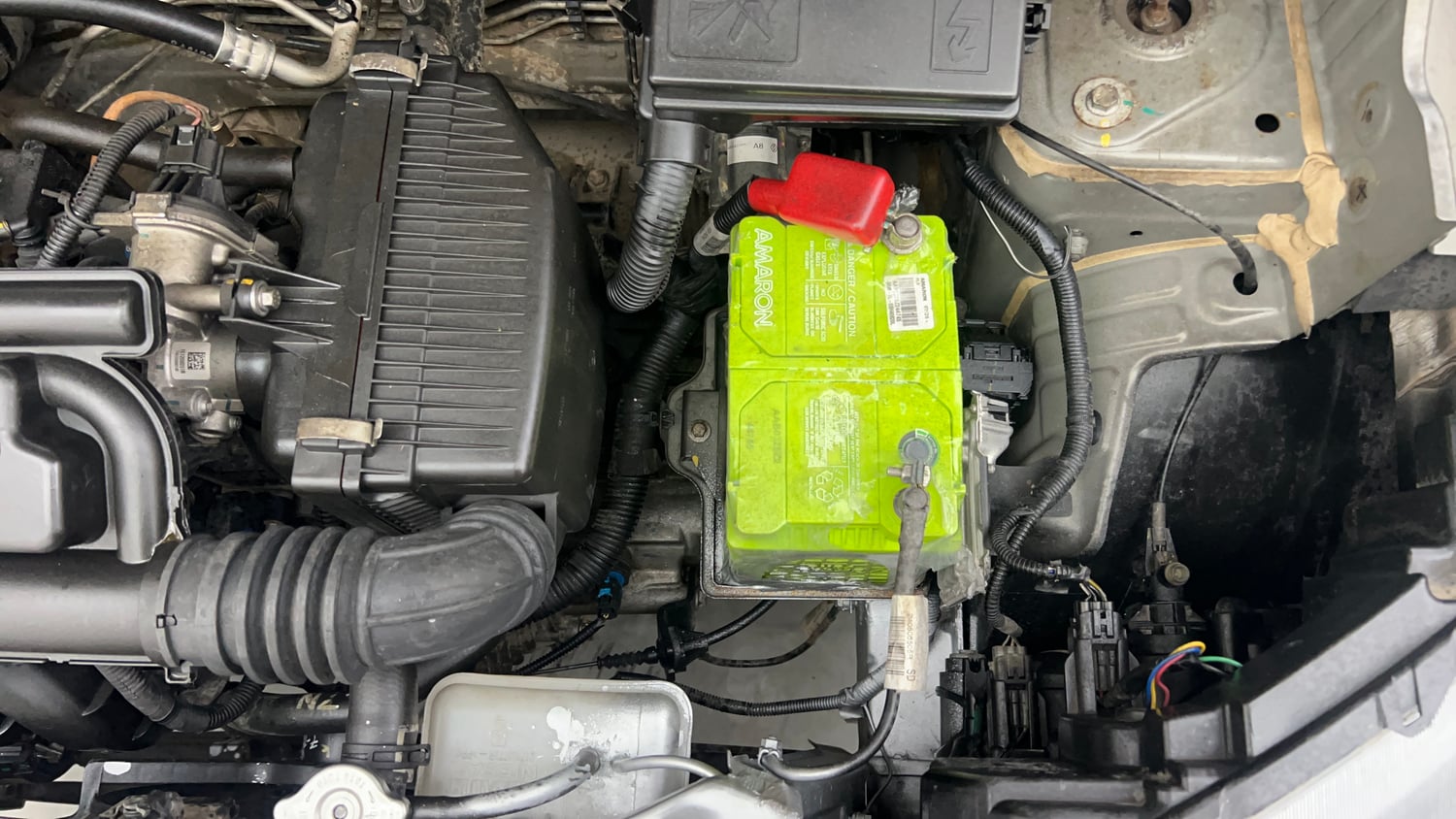 Used 2024 Renault Kwid RXT 1.0L Petrol Manual engine ENGINE LEFT SIDE VIEW