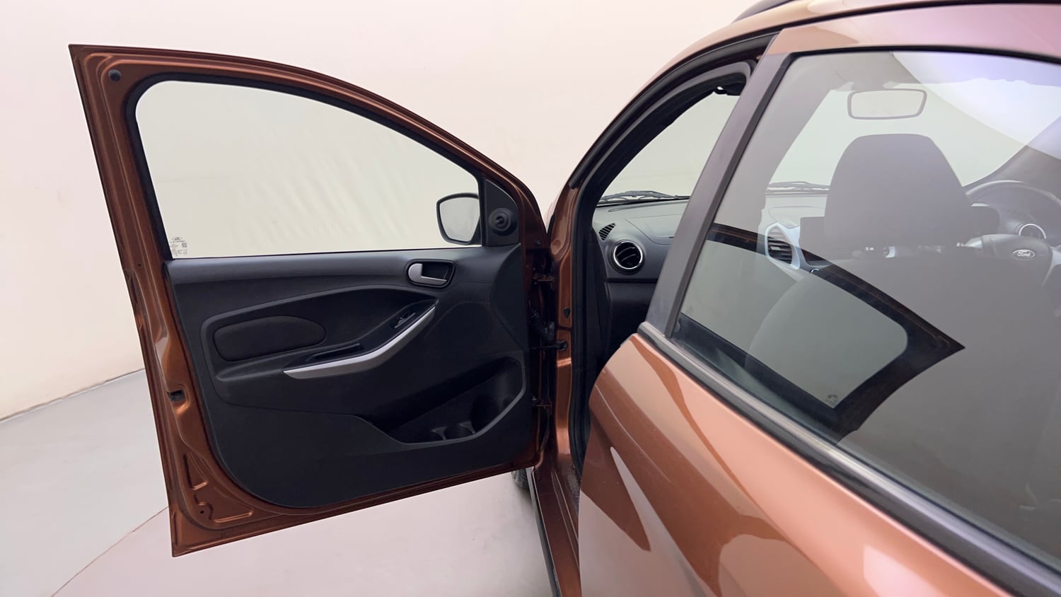 Used 2018 Ford Freestyle Trend 1.2 Ti-VCT Petrol Manual interior LEFT FRONT DOOR OPEN VIEW