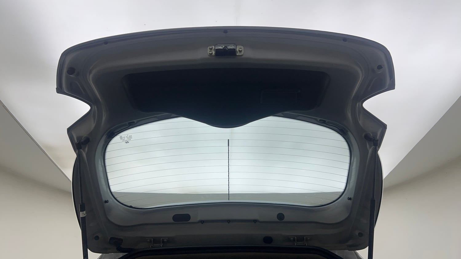 Used 2019 Hyundai Grand i10 Sportz 1.2 Kappa VTVT Petrol Manual interior DICKY DOOR OPEN VIEW