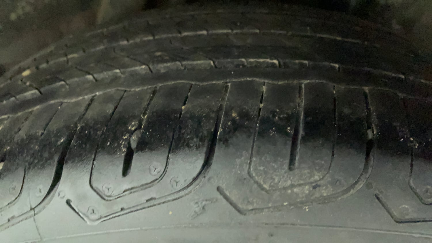 Used 2019 Honda City ZX Petrol Petrol Manual tyres LEFT REAR TYRE TREAD VIEW