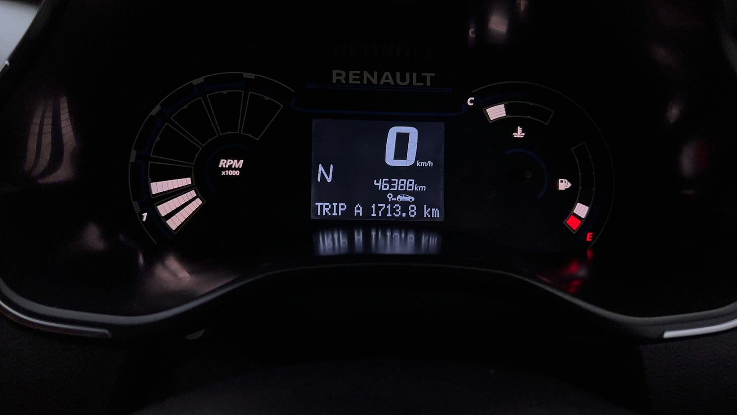 Used 2022 Renault Triber RXZ EASY-R AMT Petrol Automatic interior CLUSTERMETER VIEW