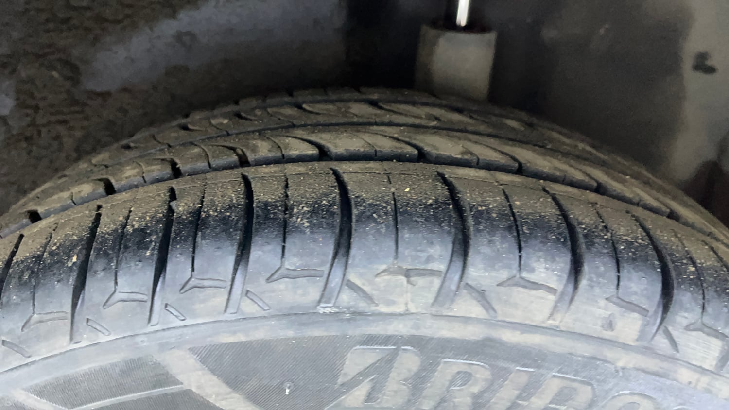 Used 2021 Volkswagen Polo Highline Plus 1.0L TSI Petrol Manual tyres LEFT REAR TYRE TREAD VIEW