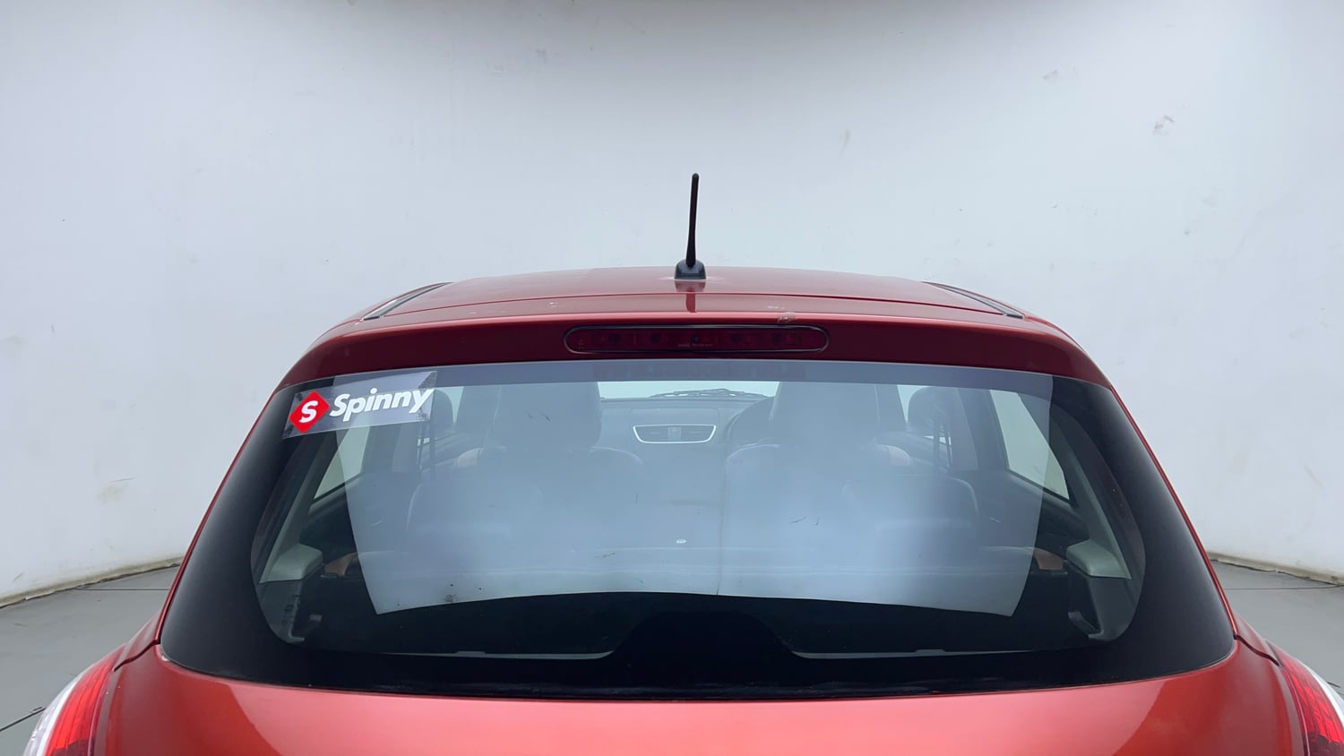 Used 2011 Maruti Suzuki Swift VXi Petrol Manual exterior BACK WINDSHIELD VIEW